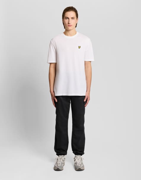 Lyle & Scott Trousers cuffed cargo trousers in z865 jet black - view 1