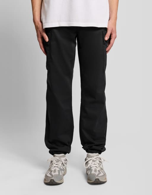 Lyle & Scott Trousers cuffed cargo trousers in z865 jet black, 2 of 6