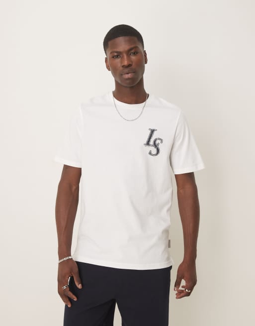 Lyle & Scott – Vit t-shirt med emblemtryck, 2 av 4
