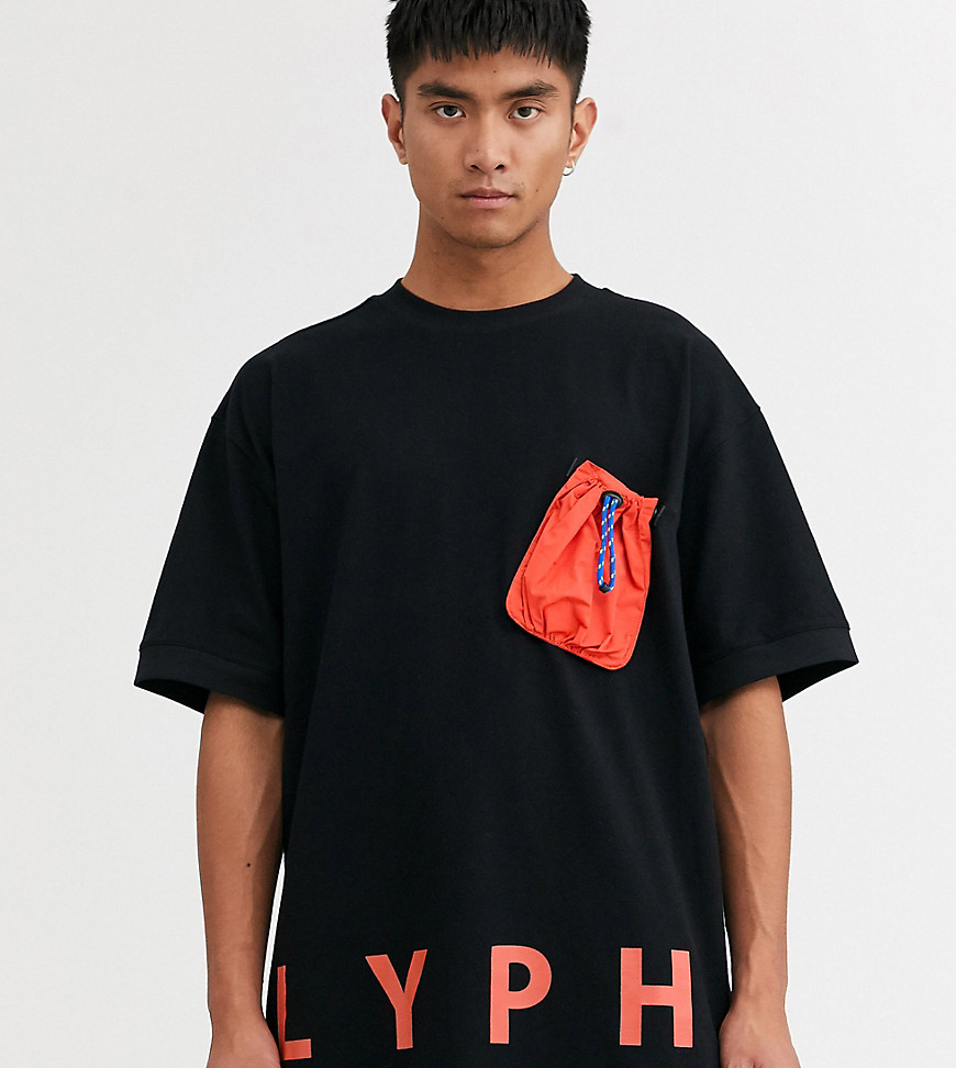 LYPH - Oversized T-shirt met utility-zak in zwart