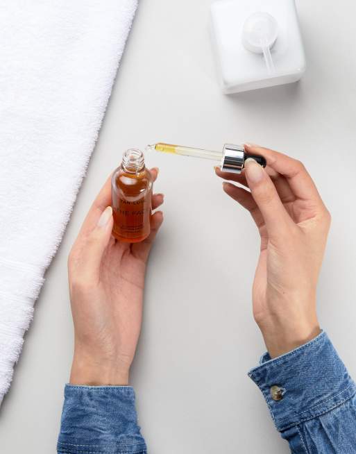 Lysende selvbruner dråber medium/mørk 30ml fra Tan Luxe The Face, 2 af 4