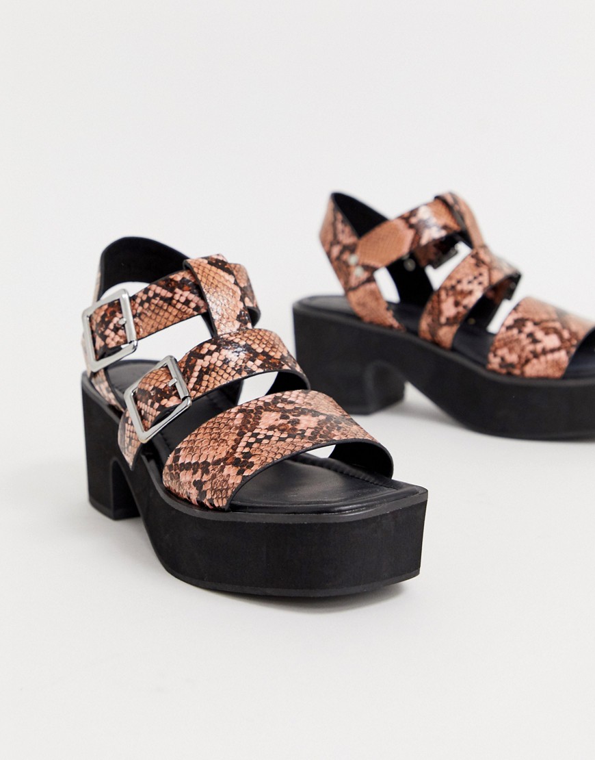 Lyserøde sandaler i slangeskind med tykke mellemhøje hæle fra ASOS DESIGN-Pink