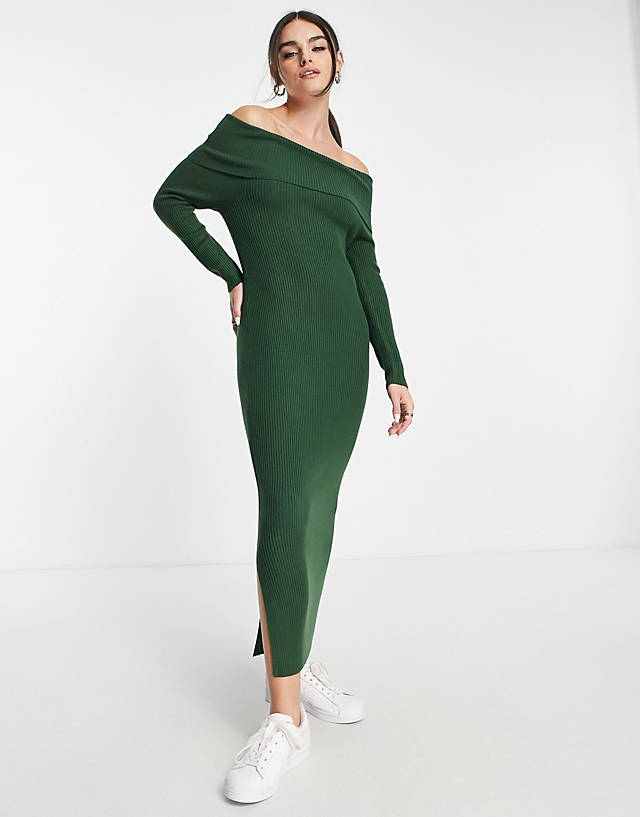 M Lounge - off-shoulder ribbed maxi dress in forest green