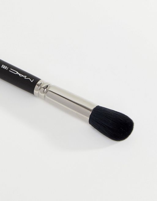 https://images.asos-media.com/products/mac-109s-small-contour-brush/9672607-3?$n_640w$&wid=513&fit=constrain