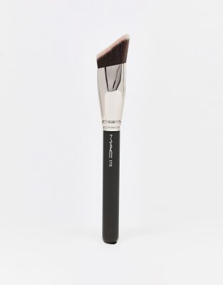 MAC MAC 171S Wedge Foundation Brush-No colour
