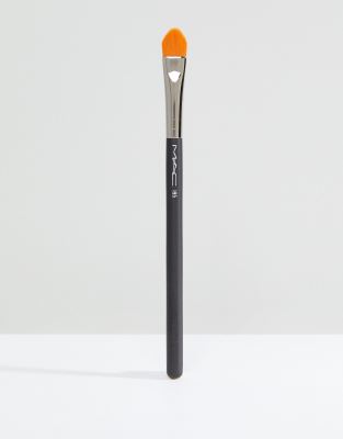 mac concealer brush