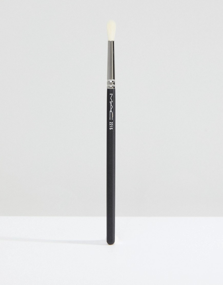 MAC 221S Small Tapered Blending Brush-No colour