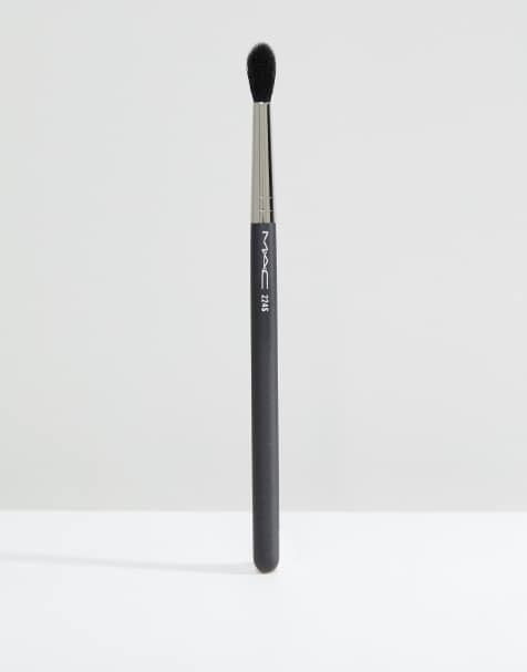 MAC – 224S Blending – Angeschrägter Make-up-Pinsel - view 1