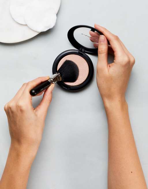 MAC - Extra Dimension huidafwerking - Showgold, 2 van 4