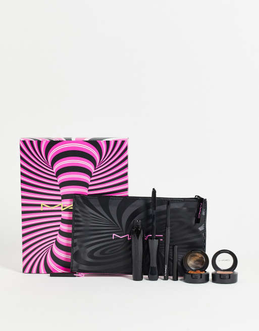 MAC – Hypnotizing Holiday Now You See Me – Extra Dimension Eye – Zestaw podarunkowy z kosmetykami do makijażu oczu – Golden (oszczędzasz 45%)