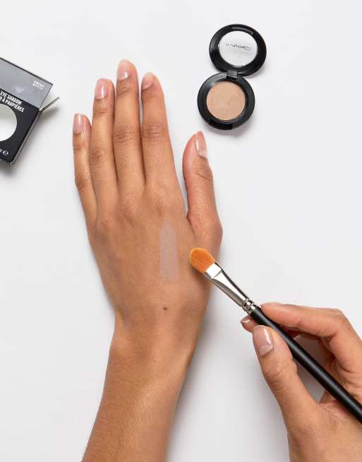 MAC - Matte kleine oogschaduw - Omega, 4 van 4