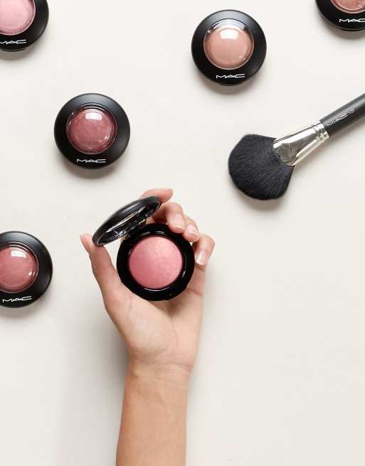 MAC Mineralize Blush - Petal Power, 2 of 4