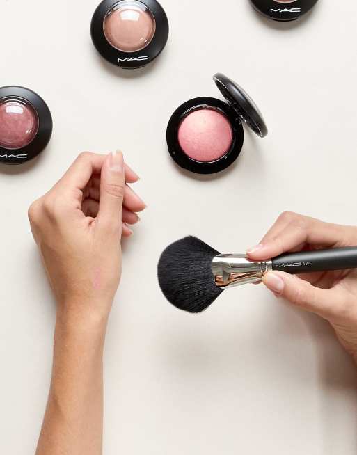 MAC Mineralize Blush - Petal Power, 4 of 4
