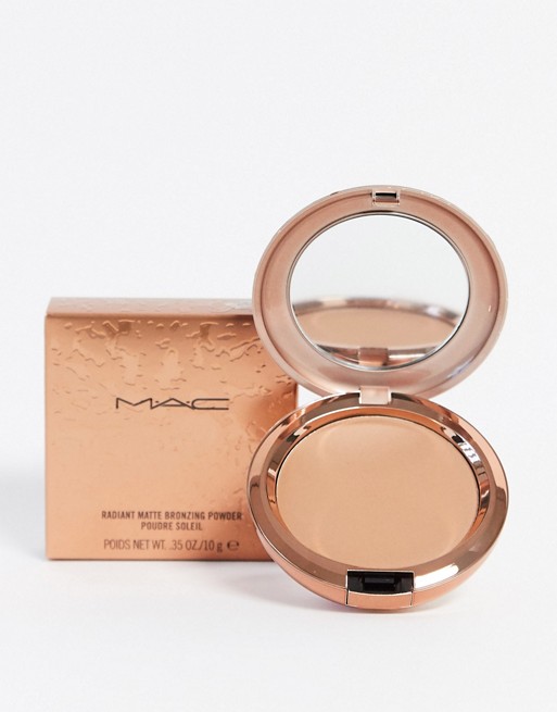 MAC Next To Nothing Bronzing Powder - Beige-Ing Beauty