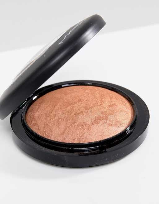 MAC - Poudre Mineralize Skinfinish - Global Glow, 3 de 4