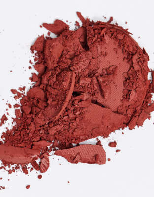 Mac Powder Kiss Eyeshadow - Devoted To Chili-red