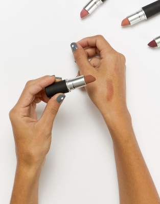 mac impulsive powder kiss lipstick