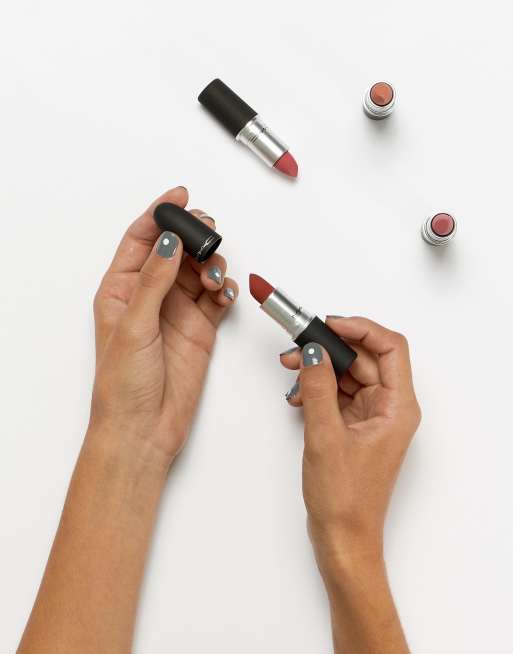 MAC - Powder Kiss - Rossetto - Devoted To Chili, 2 di 4
