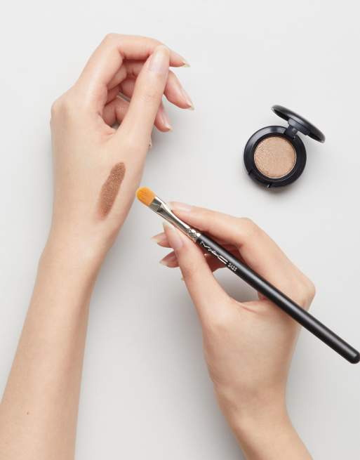 MAC – Schimmernder, kleiner Lidschatten – Tempting, 4 von 4