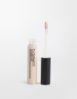 MAC Studio Fix 36-Hour Smooth Angles Concealer