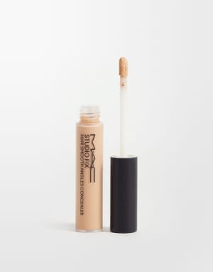 MAC Studio Fix 36-Hour Smooth Angles Concealer