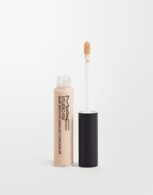 MAC Studio Fix 36-Hour Smooth Angles Concealer