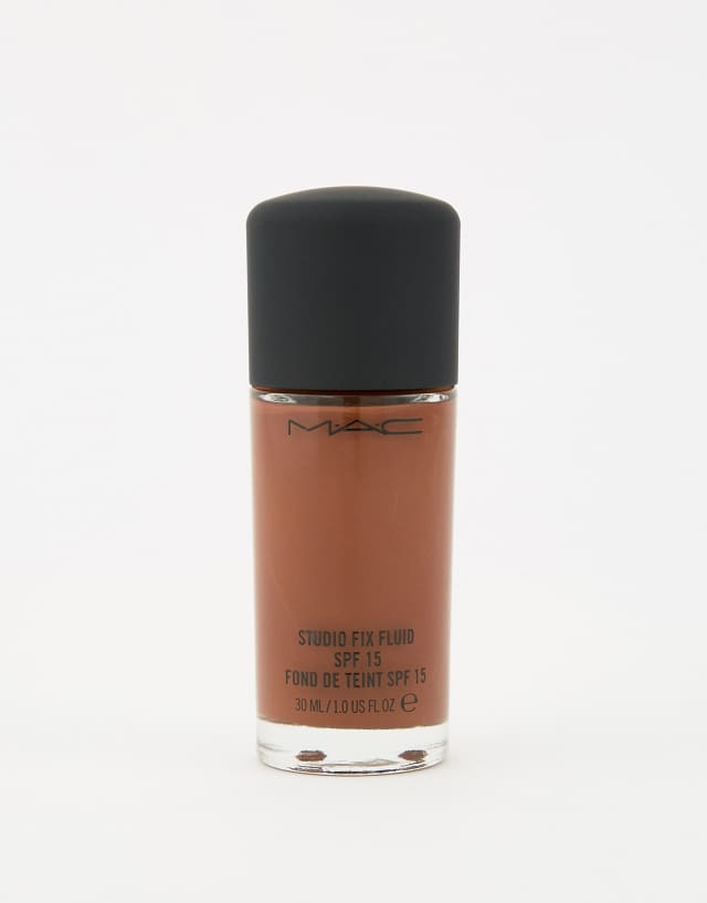 MAC Studio Fix Fluid SPF15 Foundation