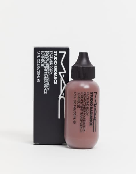 MAC - Studio - Fond de teint éclat visage et corps - view 1