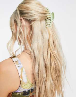 Madein. Madein hair claw in sage green