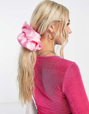 Madein. Madein oversized scrunchie in pink-Purple