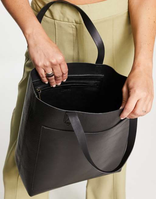 Madewell - The Medium Transport Tote: holds all your stuff, gets