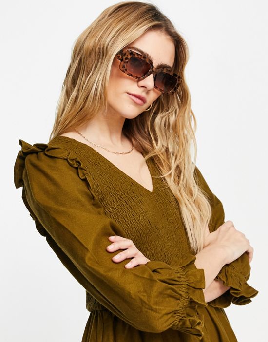 https://images.asos-media.com/products/madewell-smock-mini-dress-in-olive/201999123-4?$n_550w$&wid=550&fit=constrain