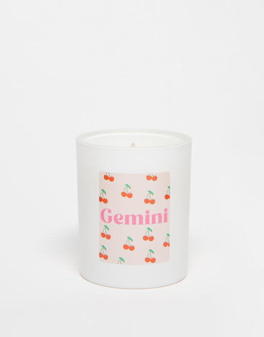 MAEGEN x ASOS Exclusive – Świeca o zapachu wanilii z napisem Gemini