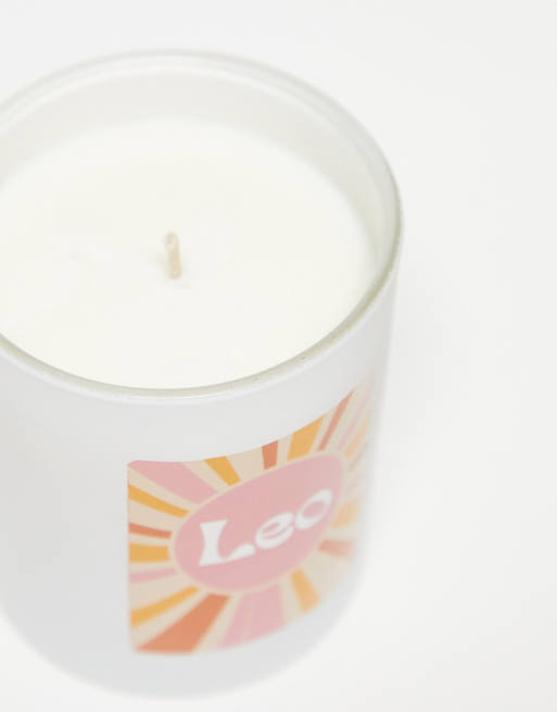 MAEGEN x ASOS – Exklusivt – Ljus med horoskoptryck - Lejonet - vanilj, 2 av 4