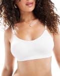 [Magic] Magic Bodyfashion comfort bra with spaghetti strap detail in white S WHITE