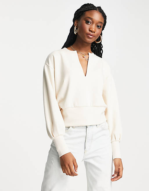 Maison Scotch soft jumper with open neck and volumnious sleeves in cream