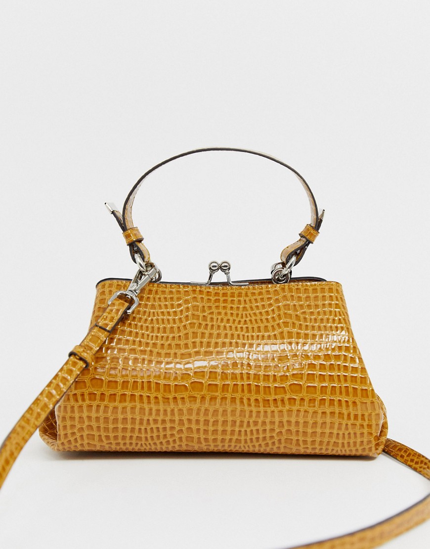 фото Маленькая сумка-тоут с крокодиловым узором asos design-светло-коричневый