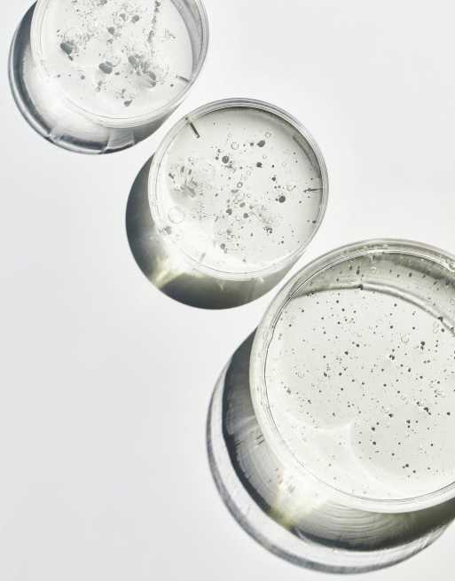 Malin + Goetz Bergamot gel lavant mains et corps, 3 de 4