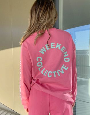 фото Малиновый oversized-лонгслив с логотипом на спине asos weekend collective-розовый цвет