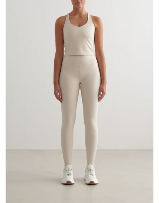 Mallas color arcilla moldeadoras de Aim'n