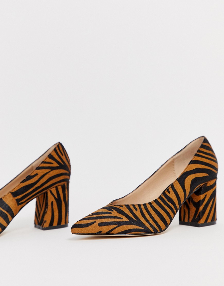 Mama sko med blokhæl, spids tå og dyre-print fra Office-Multifarvet