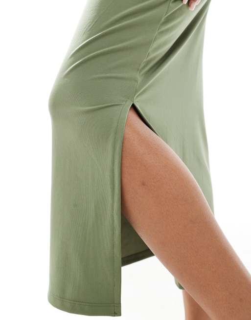 Mamalicious jersey midi skirt co-ord with size split detail in lichen green, 3 of 5