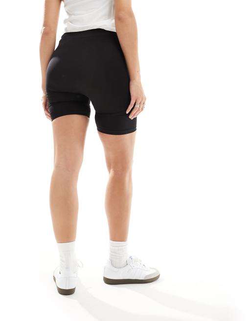Mamalicious – Mammakläder – Svarta shorts med support-band över magen, 2-pack, 3 av 5