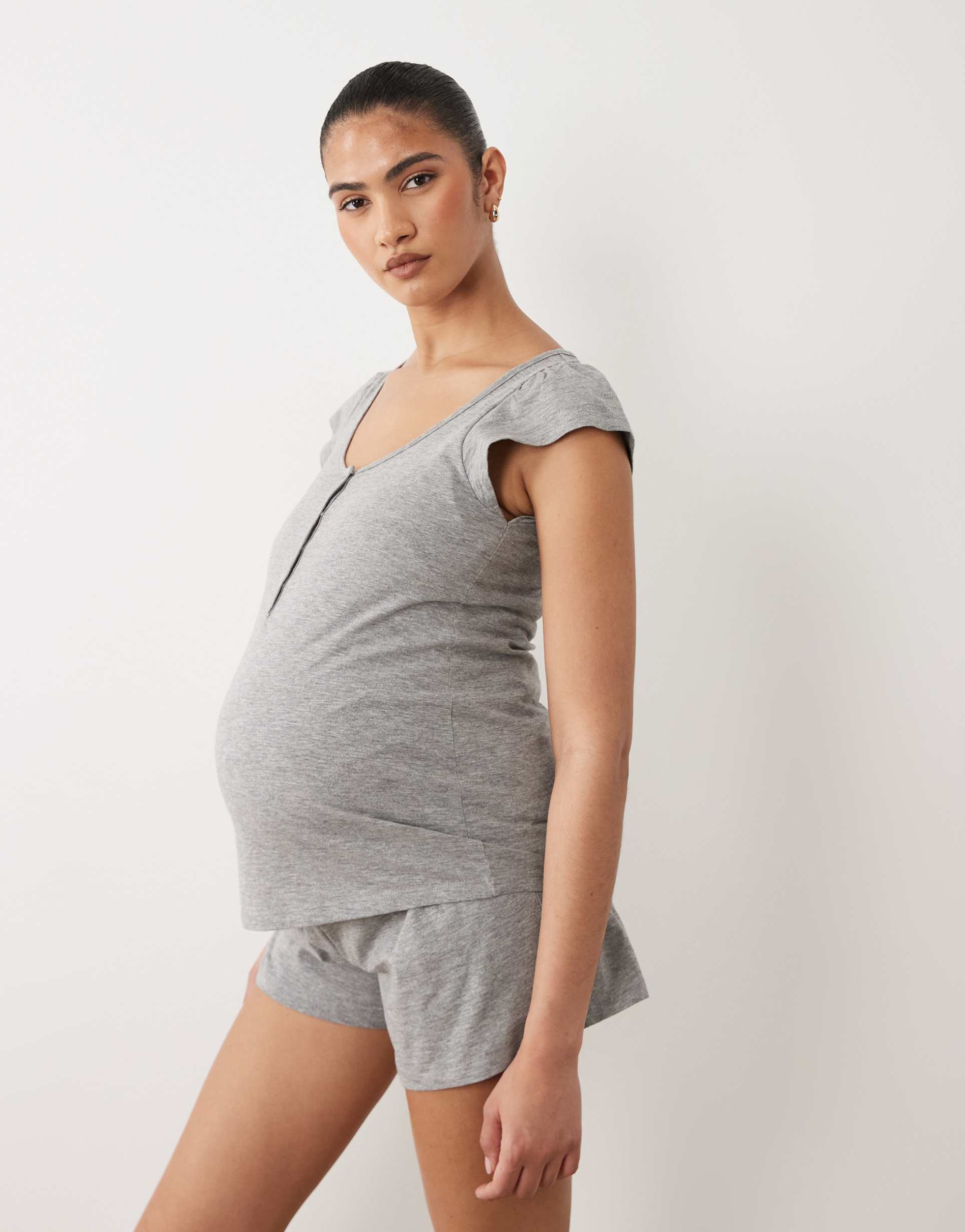 mamalicious maternity 2 function nursing top and shorts pajama set in light gray melange