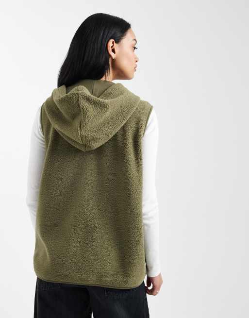 Mamalicious Maternity 3-in-1 teddy vest with removable front in dark khaki, 4 of 4