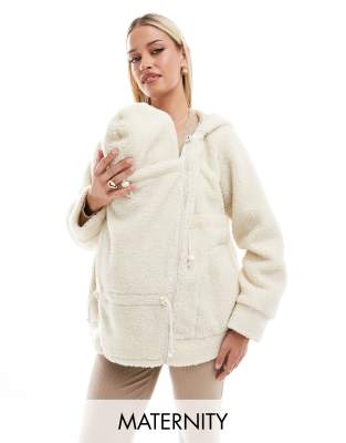 Mamalicious Maternity - 3-in-1-Umstandsjacke aus Teddyfell in Cremeweiß mit abnehmbarer Bahn vorne