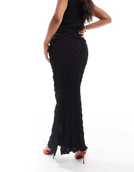 Mamalicious Maternity 3D textured maxi skirt co-ord in black, 2 of 5