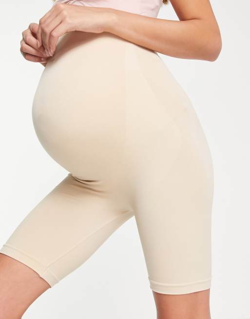Mamalicious Maternity - Beige shapewear-shorts med taljekant over maven, 4 af 4