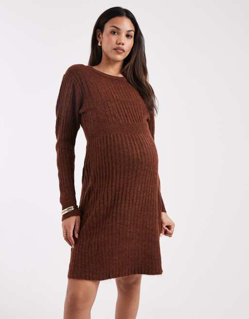 Mamalicious Maternity - Brun ribstrikket figursyet minikjole med flagrende kant, 2 af 4