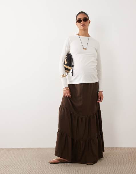 Mamalicious Maternity - Chokoladebrun lagdelt boho-maxinederdel med løbesnor i taljen - view 1